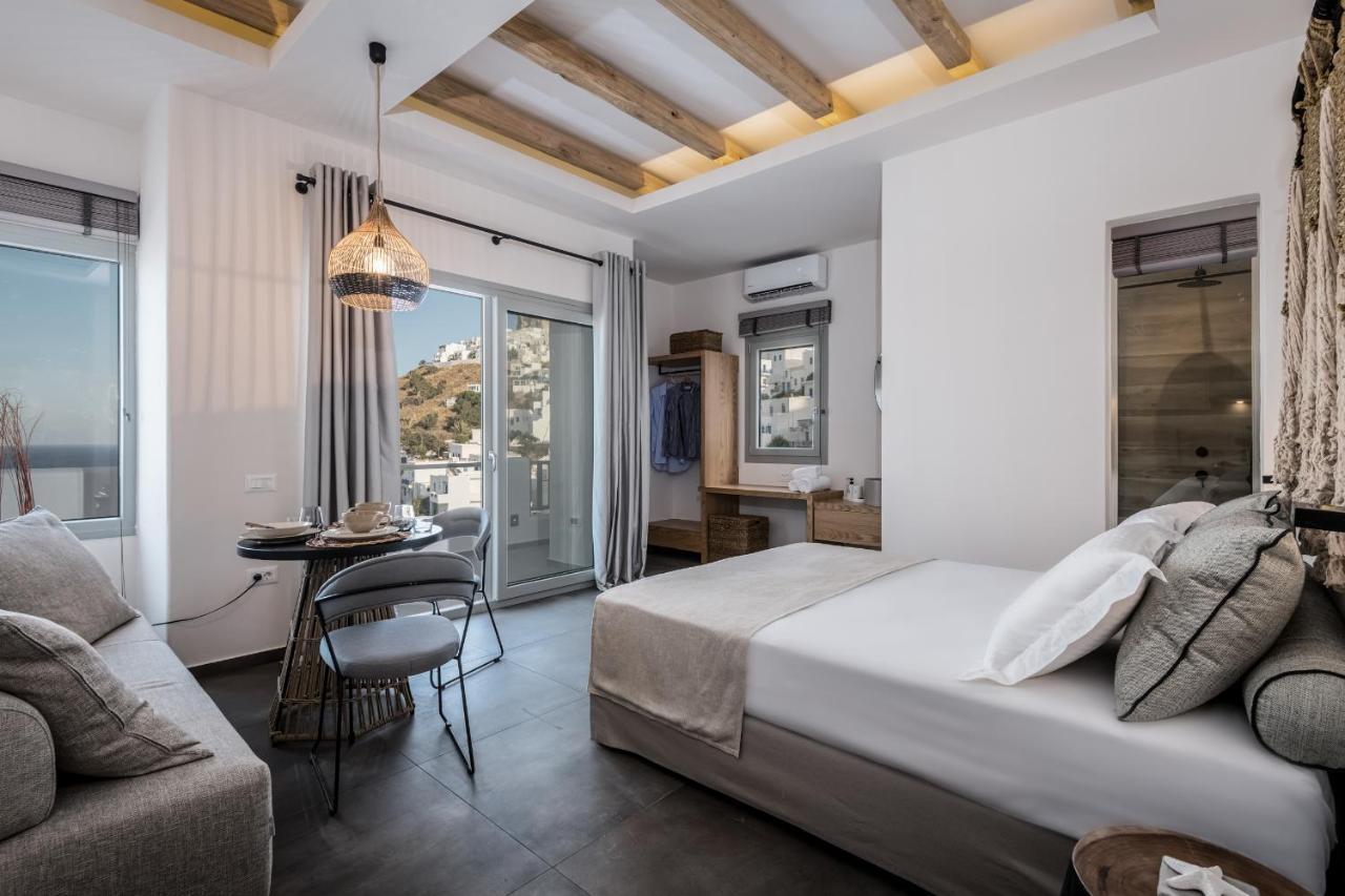 Vivere Luxury Suites Pera Gyalos エクステリア 写真