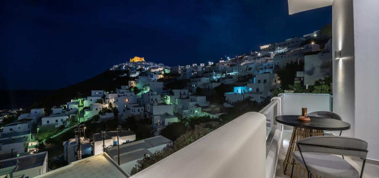 Vivere Luxury Suites Pera Gyalos エクステリア 写真