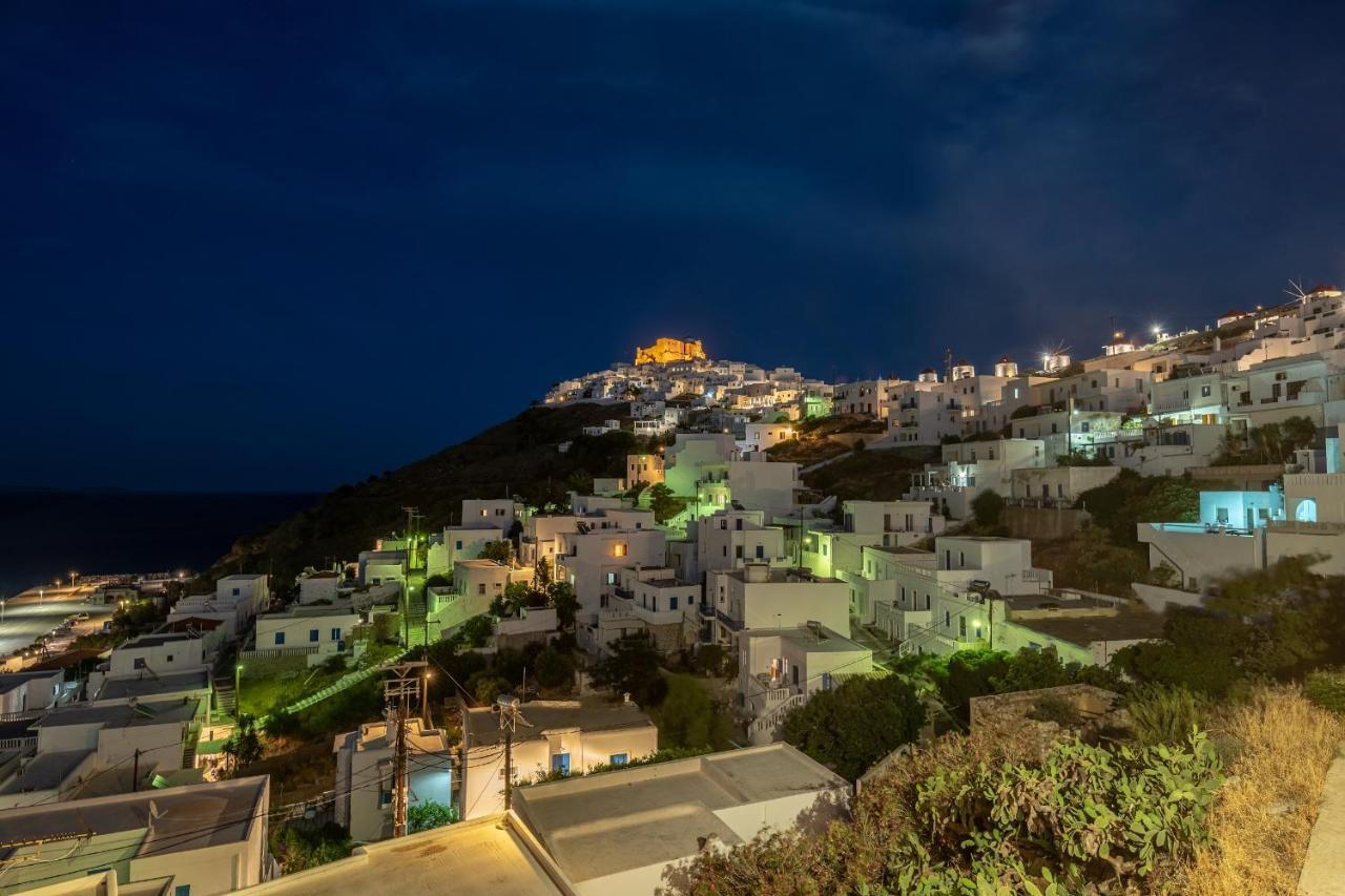 Vivere Luxury Suites Pera Gyalos エクステリア 写真